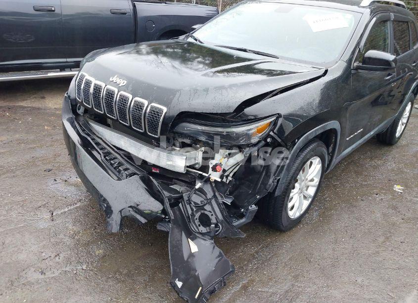 Photo 6 of 2020 Jeep Cherokee LATITUDE FWD (VIN 1C4PJLCB3LD586488)
