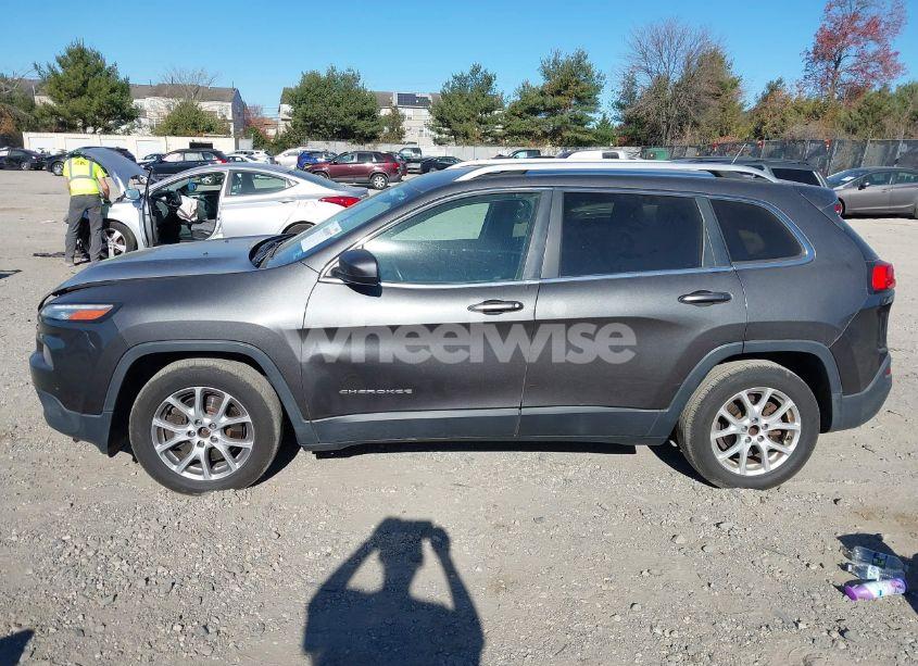 Photo 14 of 2014 Jeep Cherokee LATITUDE (VIN 1C4PJLCB4EW144522)