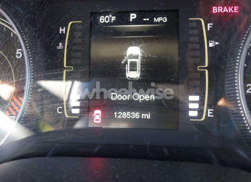 Photo 15 of 2014 Jeep Cherokee LATITUDE (VIN 1C4PJLCB4EW144522)