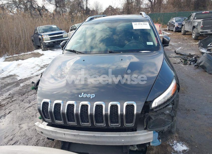 Photo 13 of 2014 Jeep Cherokee LATITUDE (VIN 1C4PJLCB4EW323501)