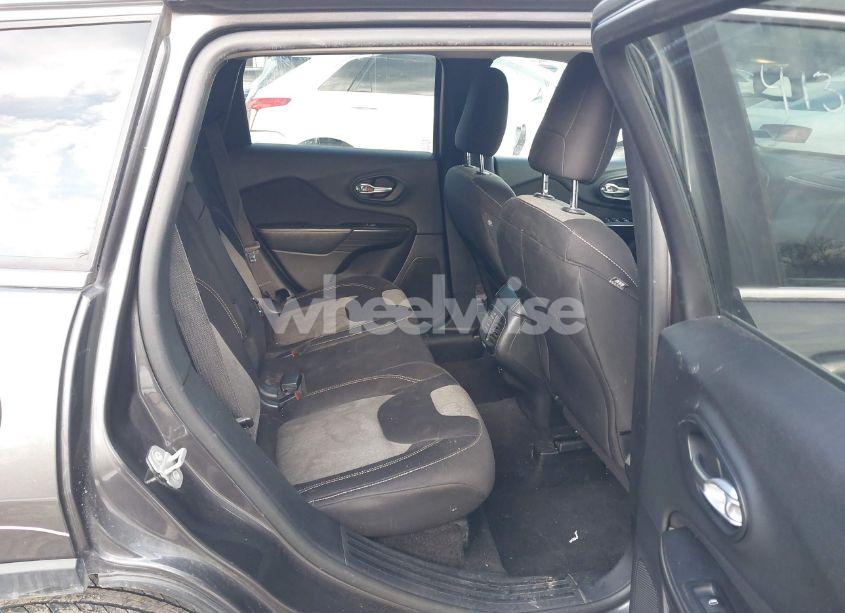 Photo 8 of 2014 Jeep Cherokee LATITUDE (VIN 1C4PJLCB4EW323501)