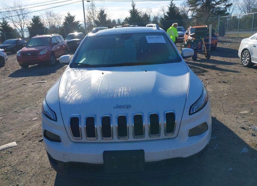 Photo 12 of 2015 Jeep Cherokee LATITUDE (VIN 1C4PJLCB4FW616722)
