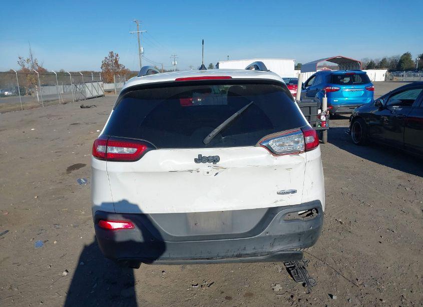 Photo 16 of 2015 Jeep Cherokee LATITUDE (VIN 1C4PJLCB4FW616722)