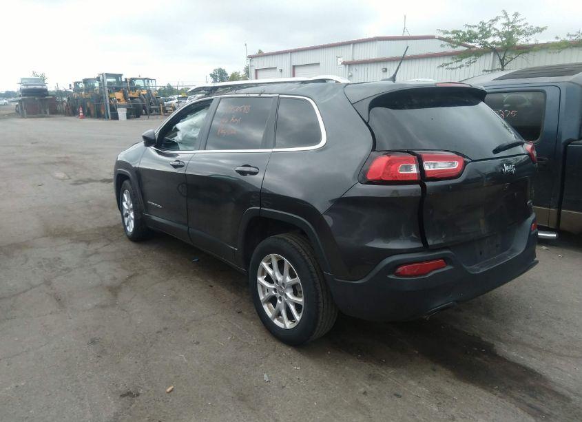 Photo 3 of 2015 Jeep Cherokee LATITUDE (VIN 1C4PJLCB4FW721566)