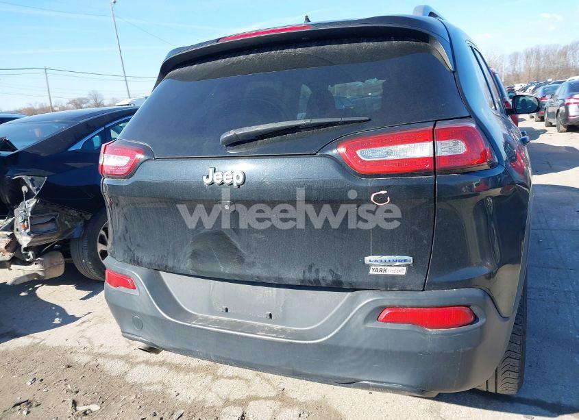 Photo 16 of 2016 Jeep Cherokee LATITUDE (VIN 1C4PJLCB4GW126010)