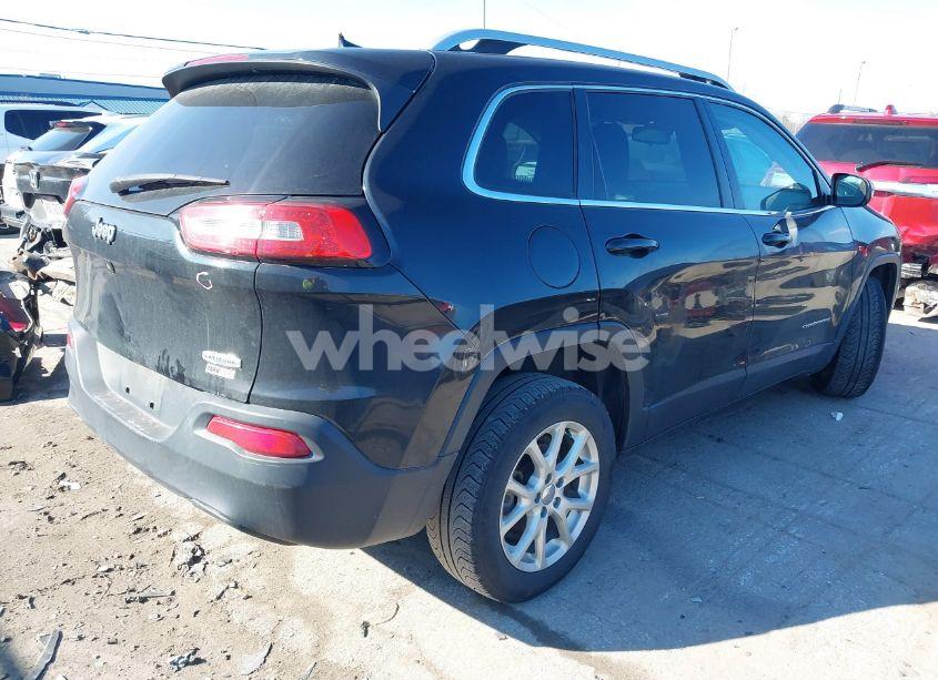Photo 4 of 2016 Jeep Cherokee LATITUDE (VIN 1C4PJLCB4GW126010)