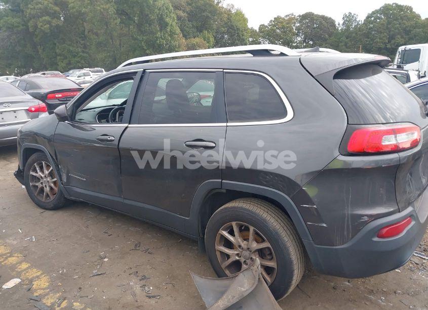 Photo 14 of 2016 Jeep Cherokee LATITUDE (VIN 1C4PJLCB4GW138156)