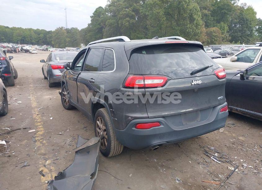 Photo 3 of 2016 Jeep Cherokee LATITUDE (VIN 1C4PJLCB4GW138156)