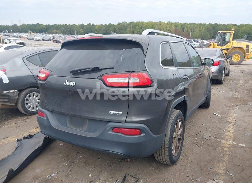 Photo 4 of 2016 Jeep Cherokee LATITUDE (VIN 1C4PJLCB4GW138156)