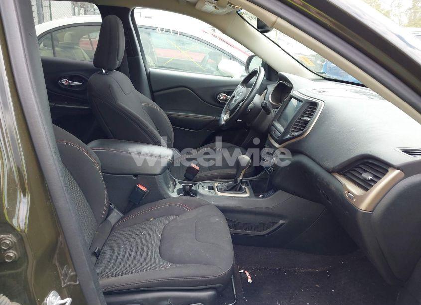 Photo 5 of 2016 Jeep Cherokee 75TH ANNIVERSARY (VIN 1C4PJLCB4GW287800)