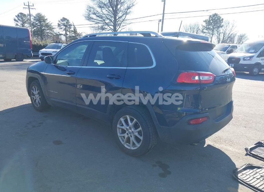 Photo 3 of 2016 Jeep Cherokee LATITUDE (VIN 1C4PJLCB4GW291071)