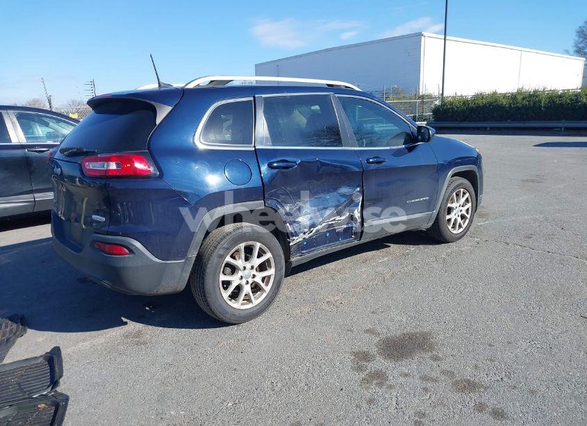 Photo 4 of 2016 Jeep Cherokee LATITUDE (VIN 1C4PJLCB4GW291071)