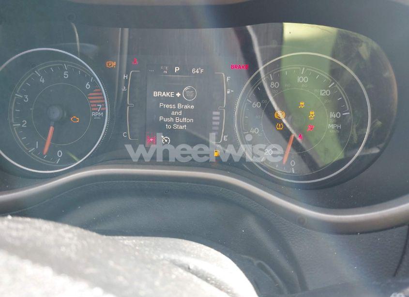 Photo 7 of 2016 Jeep Cherokee LATITUDE (VIN 1C4PJLCB4GW291071)