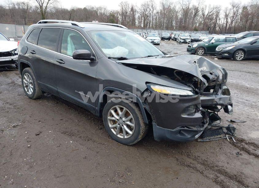 2017 Jeep Cherokee LATITUDE FWD (VIN 1C4PJLCB4HW507776) main photo