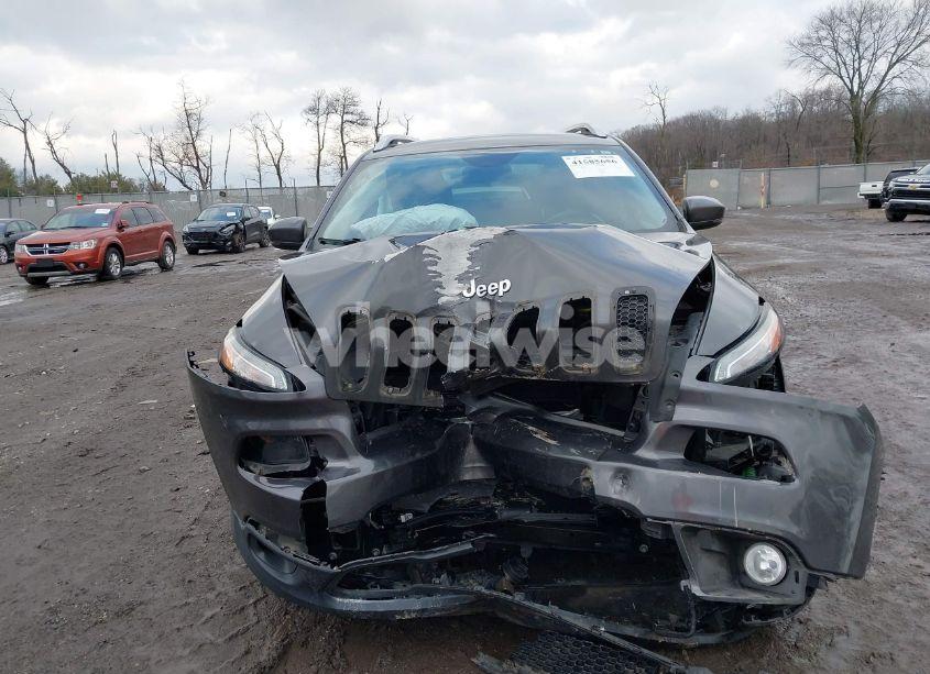 Photo 12 of 2017 Jeep Cherokee LATITUDE FWD (VIN 1C4PJLCB4HW507776)