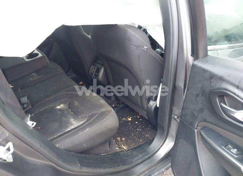 Photo 8 of 2017 Jeep Cherokee LATITUDE FWD (VIN 1C4PJLCB4HW507776)