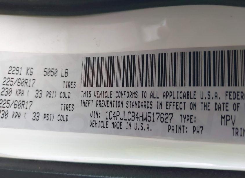 Photo 9 of 2017 Jeep Cherokee LATITUDE FWD (VIN 1C4PJLCB4HW517627)