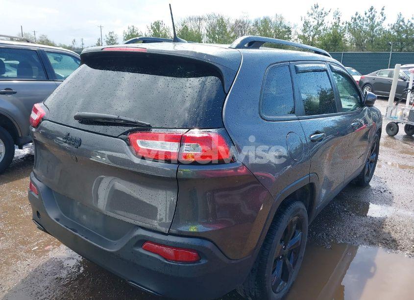 Photo 4 of 2018 Jeep Cherokee LATITUDE FWD (VIN 1C4PJLCB4JD543114)