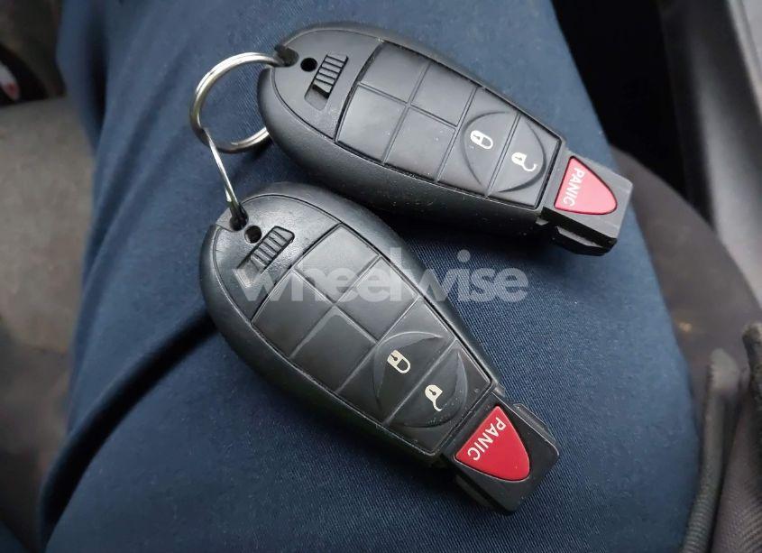 Photo 11 of 2018 Jeep Cherokee LATITUDE FWD (VIN 1C4PJLCB4JD551620)