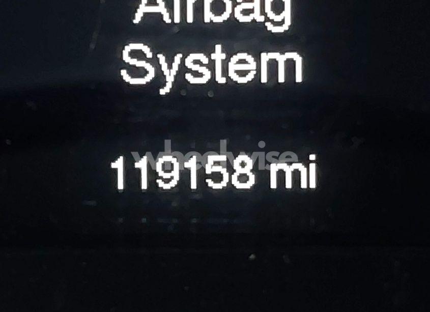 Photo 15 of 2018 Jeep Cherokee LATITUDE FWD (VIN 1C4PJLCB4JD551620)