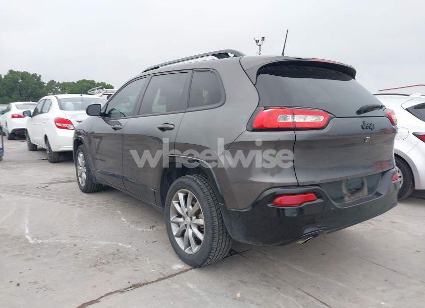 Photo 3 of 2018 Jeep Cherokee LATITUDE TECH CONNECT FWD (VIN 1C4PJLCB4JD587873)