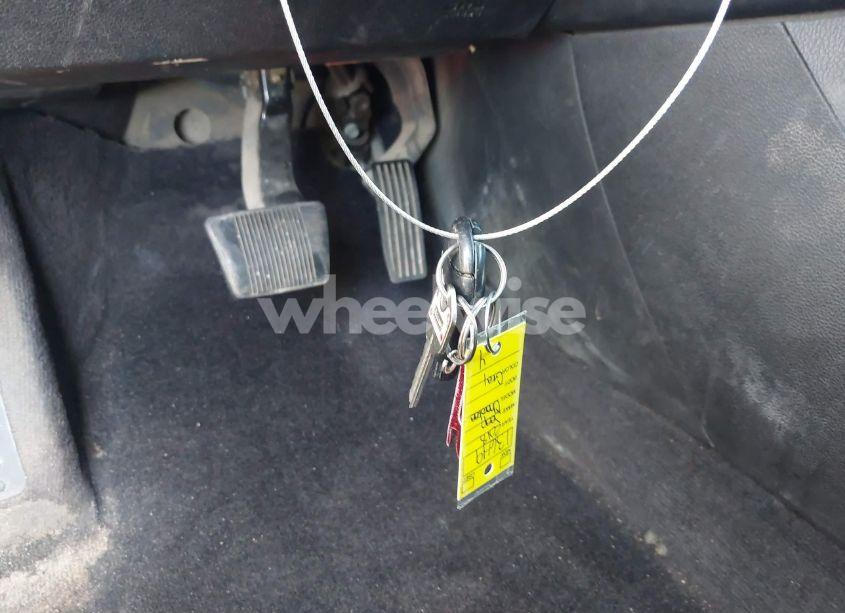 Photo 11 of 2018 Jeep Cherokee LATITUDE FWD (VIN 1C4PJLCB4JD612058)