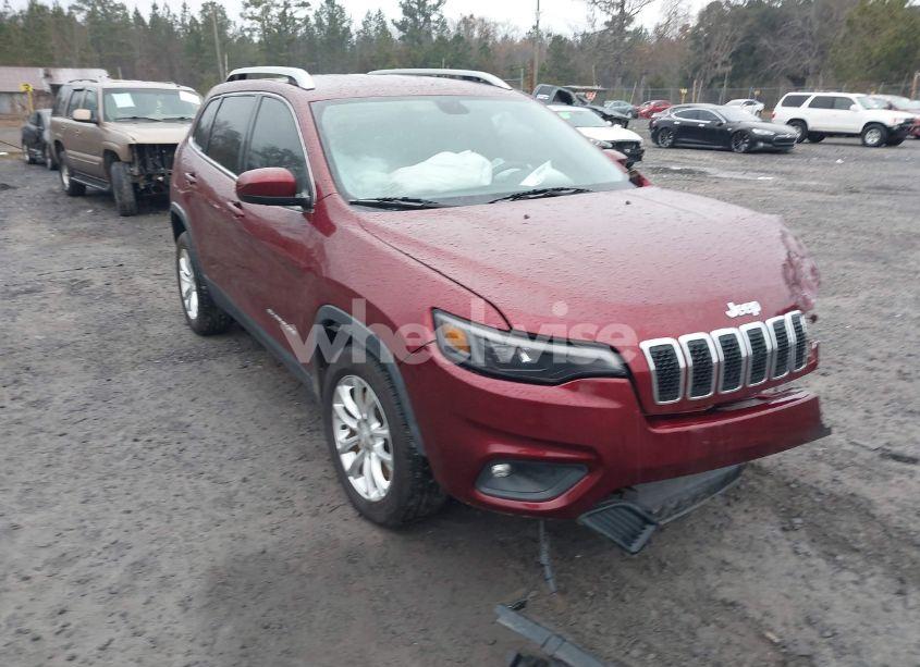 2019 Jeep Cherokee LATITUDE FWD (VIN 1C4PJLCB4KD134421) main photo