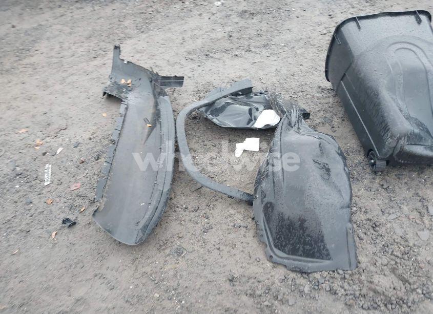 Photo 12 of 2019 Jeep Cherokee LATITUDE FWD (VIN 1C4PJLCB4KD134421)