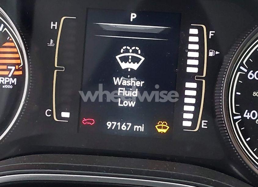 Photo 16 of 2019 Jeep Cherokee LATITUDE FWD (VIN 1C4PJLCB4KD134421)