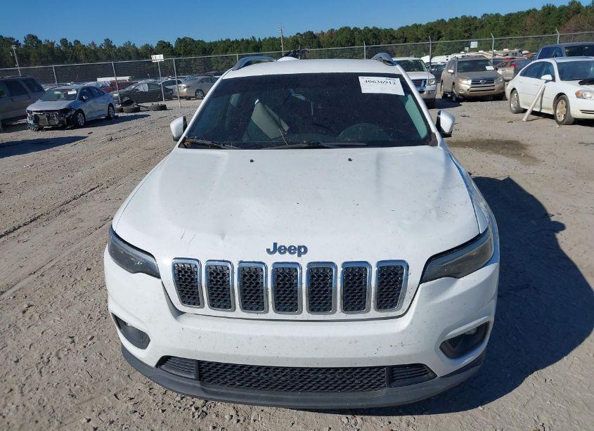 Photo 12 of 2019 Jeep Cherokee LATITUDE FWD (VIN 1C4PJLCB4KD134449)