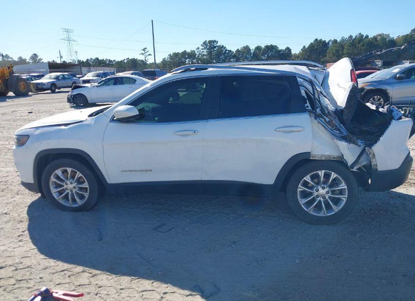 Photo 14 of 2019 Jeep Cherokee LATITUDE FWD (VIN 1C4PJLCB4KD134449)