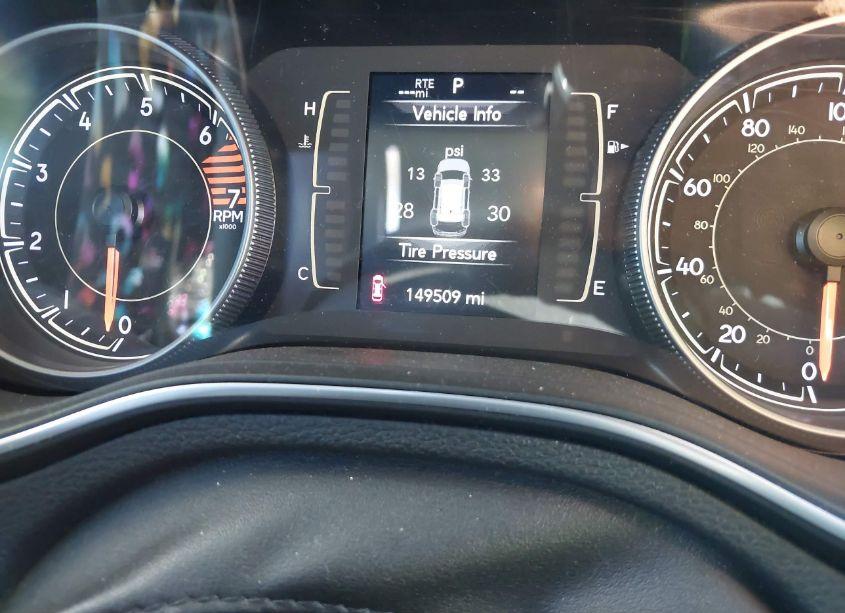 Photo 7 of 2019 Jeep Cherokee LATITUDE FWD (VIN 1C4PJLCB4KD134449)