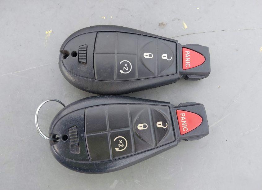 Photo 11 of 2019 Jeep Cherokee LATITUDE FWD (VIN 1C4PJLCB4KD348745)