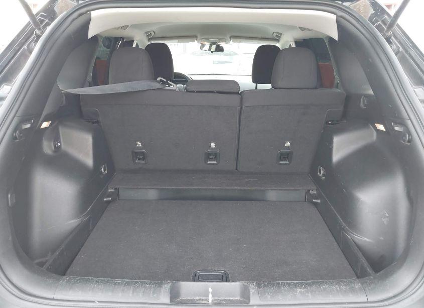 Photo 18 of 2019 Jeep Cherokee LATITUDE FWD (VIN 1C4PJLCB4KD348745)