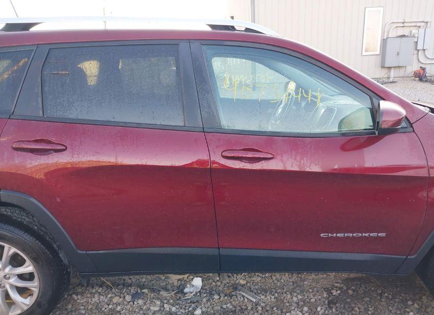 Photo 13 of 2020 Jeep Cherokee LATITUDE FWD (VIN 1C4PJLCB4LD506258)