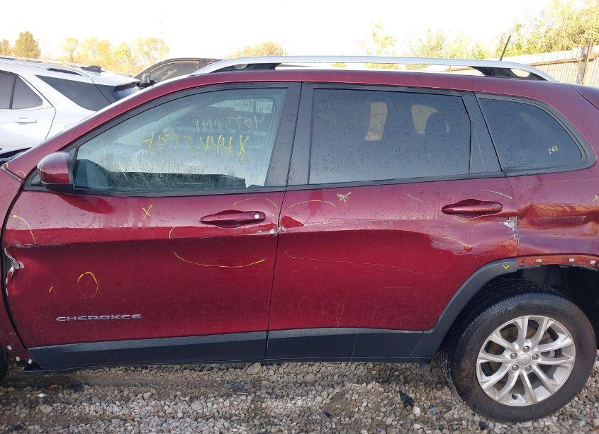 Photo 14 of 2020 Jeep Cherokee LATITUDE FWD (VIN 1C4PJLCB4LD506258)