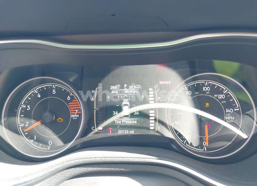 Photo 7 of 2020 Jeep Cherokee LATITUDE FWD (VIN 1C4PJLCB4LD648903)