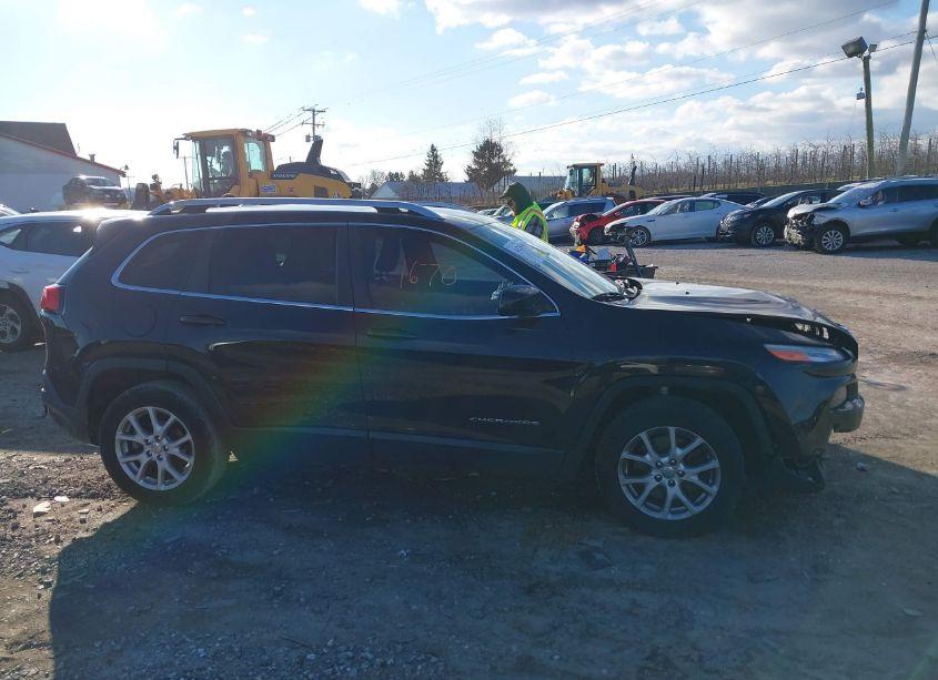 Photo 13 of 2014 Jeep Cherokee LATITUDE (VIN 1C4PJLCB5EW143492)