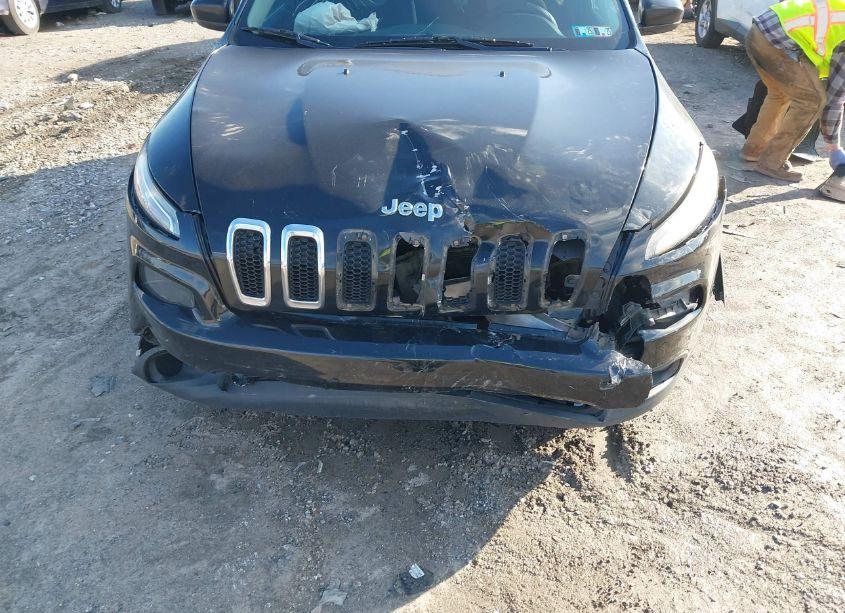 Photo 6 of 2014 Jeep Cherokee LATITUDE (VIN 1C4PJLCB5EW143492)