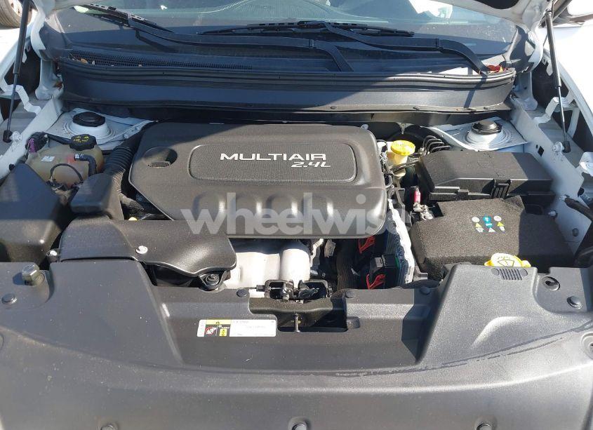 Photo 10 of 2014 Jeep Cherokee LATITUDE (VIN 1C4PJLCB5EW172541)