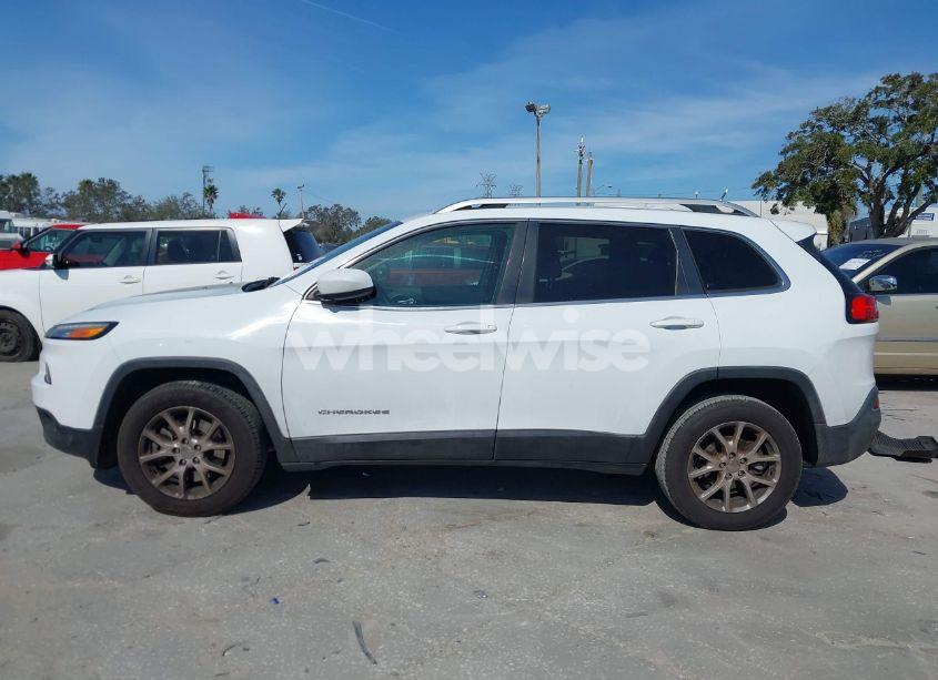 Photo 14 of 2014 Jeep Cherokee LATITUDE (VIN 1C4PJLCB5EW172541)