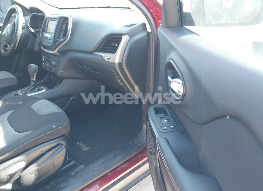 Photo 5 of 2014 Jeep Cherokee LATITUDE (VIN 1C4PJLCB5EW268895)