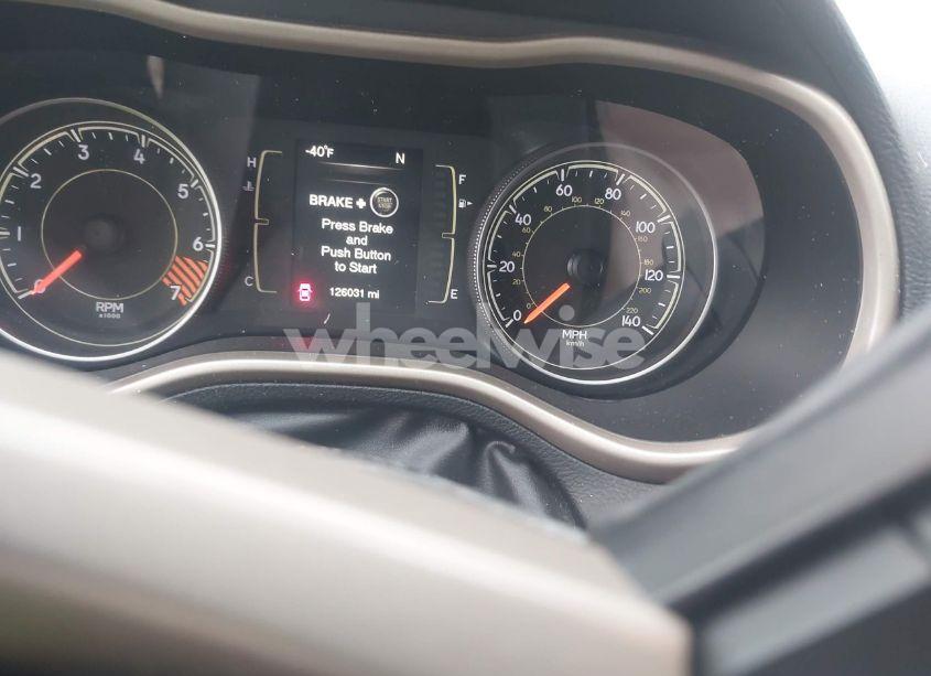 Photo 7 of 2015 Jeep Cherokee LATITUDE (VIN 1C4PJLCB5FW596576)