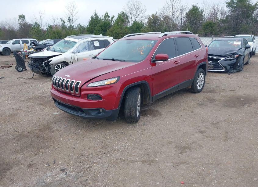 Photo 2 of 2015 Jeep Cherokee LATITUDE (VIN 1C4PJLCB5FW656131)