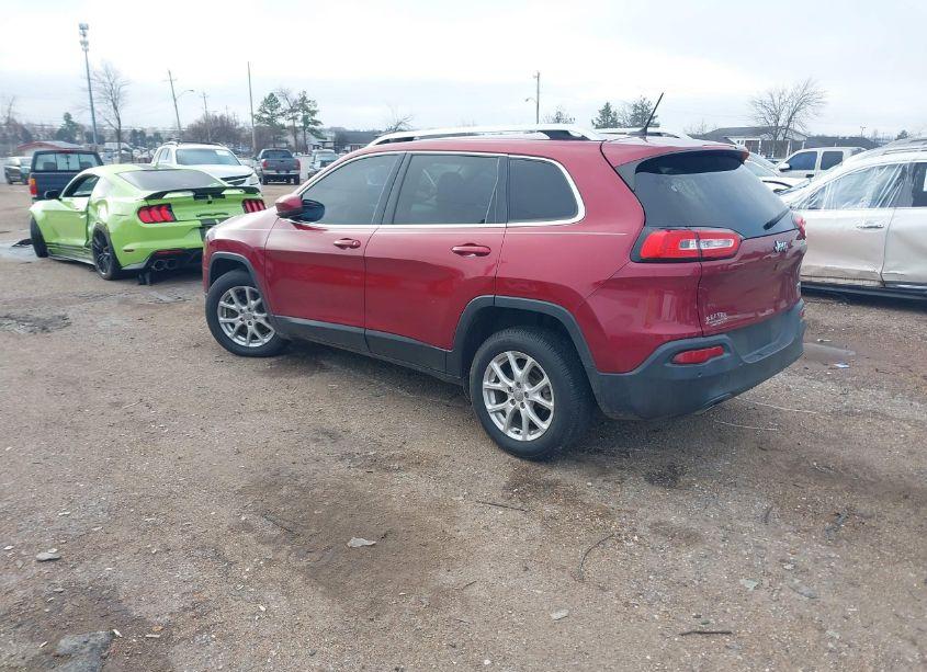 Photo 3 of 2015 Jeep Cherokee LATITUDE (VIN 1C4PJLCB5FW656131)