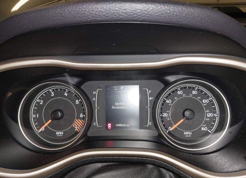 Photo 7 of 2015 Jeep Cherokee LATITUDE (VIN 1C4PJLCB5FW656145)