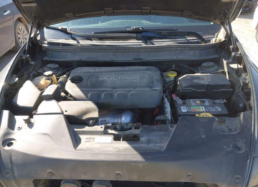 Photo 10 of 2015 Jeep Cherokee LATITUDE (VIN 1C4PJLCB5FW701956)