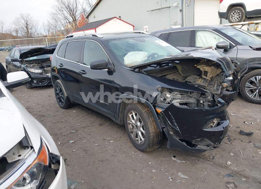 2015 Jeep Cherokee LATITUDE (VIN 1C4PJLCB5FW707384) main photo