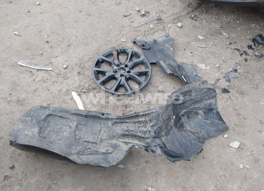 Photo 12 of 2015 Jeep Cherokee LATITUDE (VIN 1C4PJLCB5FW707384)