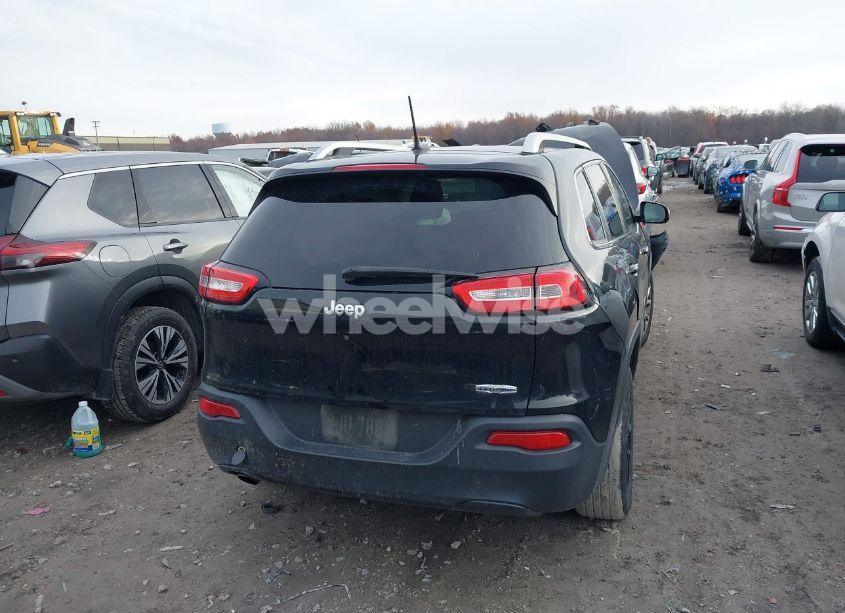 Photo 17 of 2015 Jeep Cherokee LATITUDE (VIN 1C4PJLCB5FW707384)